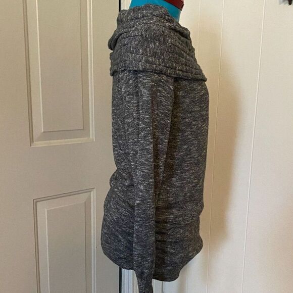 Maurices Cowl Neck Long Sleeved Fitted Sweater Women Size L - Picture 4 of 10